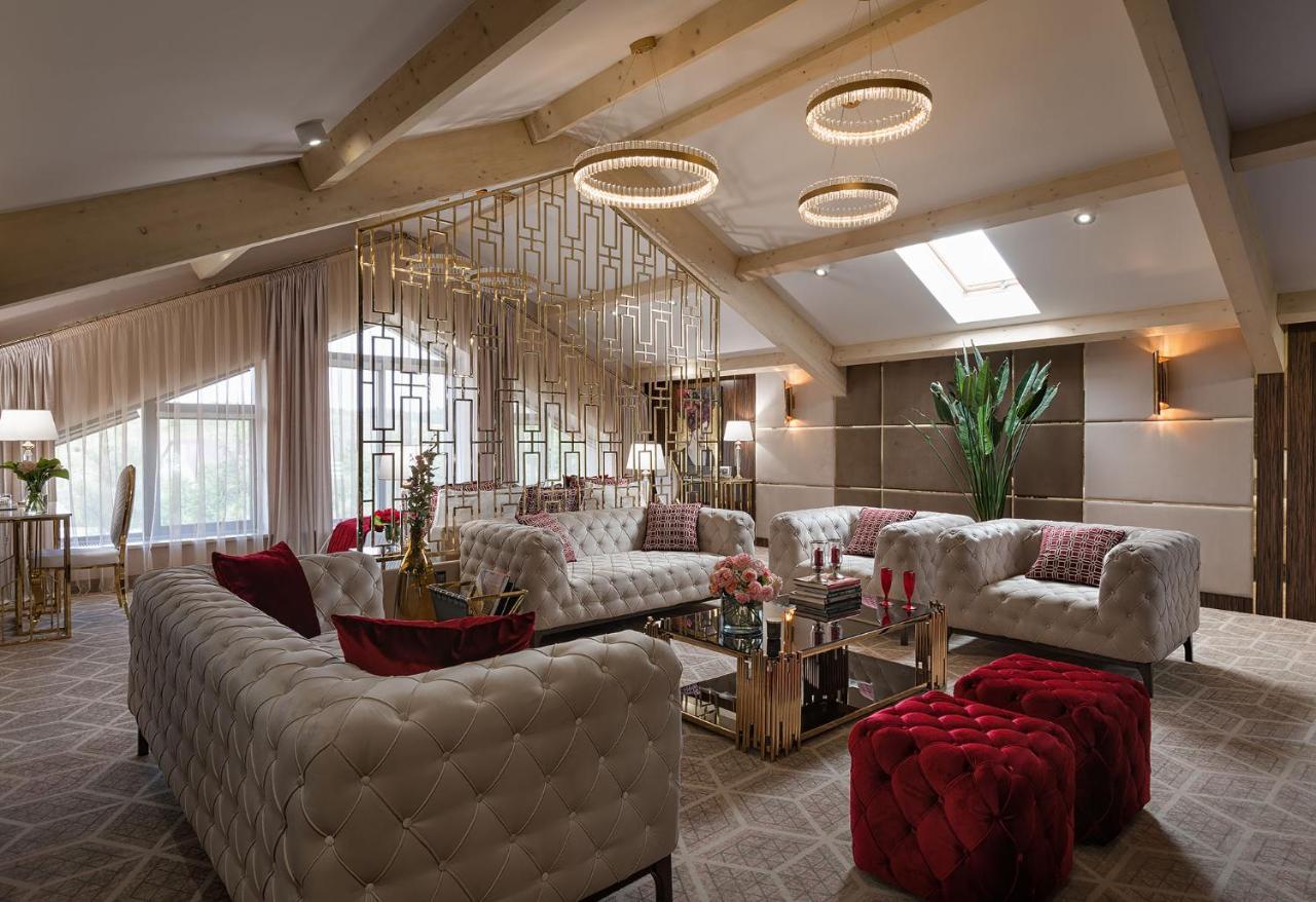 Equides Club Hotel Lesniki ภายนอก รูปภาพ