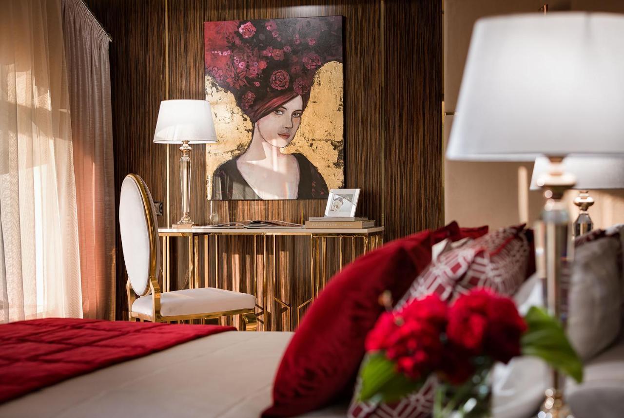 Equides Club Hotel Lesniki ภายนอก รูปภาพ
