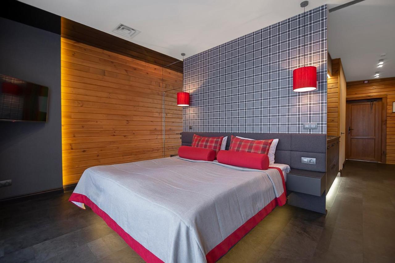 Equides Club Hotel Lesniki ภายนอก รูปภาพ