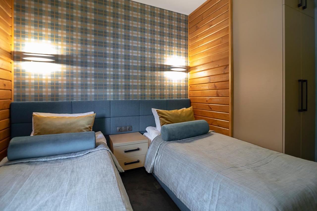 Equides Club Hotel Lesniki ภายนอก รูปภาพ
